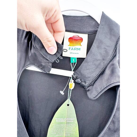 Farm Rio Black Heart Neckline Smocked Long Sleeve Mini Dress Size S - Picture 8 of 8